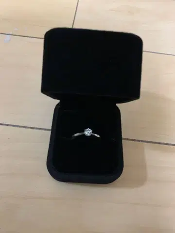 심플 솔리테어 실버 반지