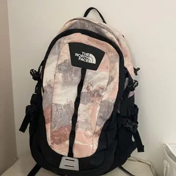 THE NORTH FACE 카모 패턴 백팩