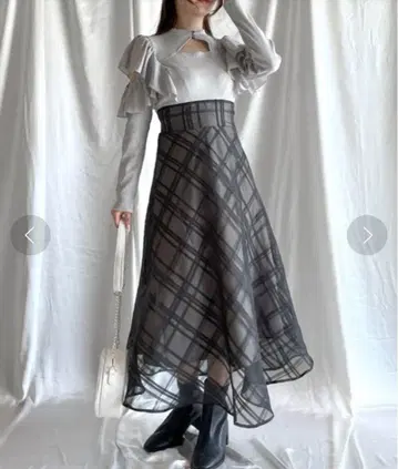 새상품급 NOMAE 시어 체크 도킹 원피스 라이트 그레이