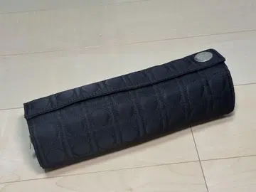 ghd 퀼팅 파우치 네이비