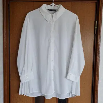 ZARA 사이드 플리츠 블라우스