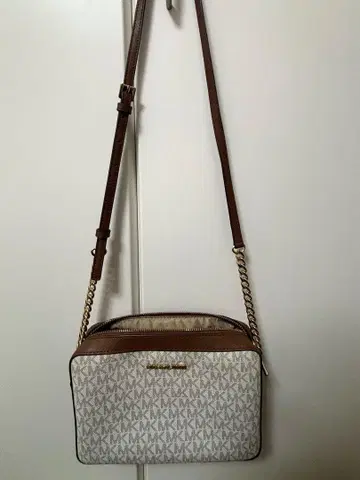 마이클코어스 MICHEAL KORS 숄더백 화이트