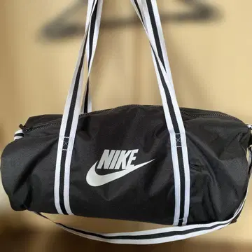 NIKE 보스턴 백 블랙
