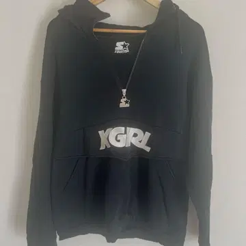 Xgirl x STARTER 하프 지퍼 후드티