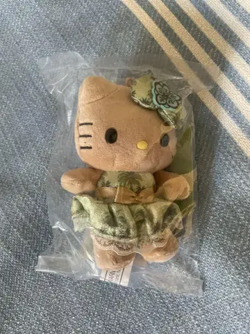 하와이 한정판 선번 헬로키티 키링 카할라 호텔 산리오