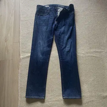 다크 블루 스트레이트 데님 GAP