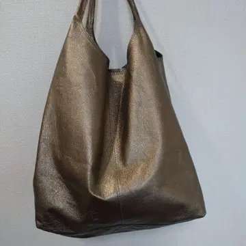 요건 레일 브론즈 가죽 토트백