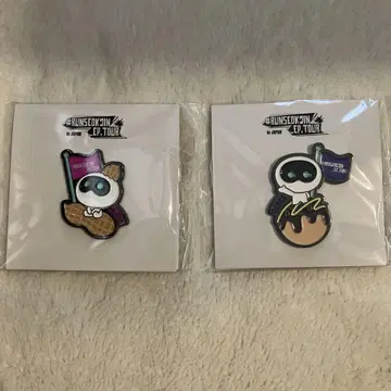 RUNSEOKJIN JAPAN 핀 배지 우트 군 치바 오사카 진