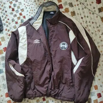 UMBRO 브라운 XL 자켓 충전솜