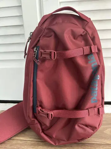 미사용 파타고니아 아톰 슬링 8L Patagonia 빨간색 백