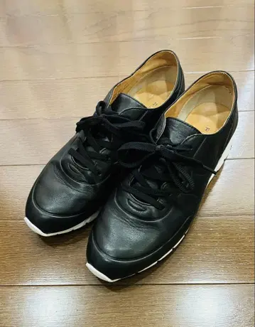 REGAL 블랙 가죽 스니커즈 23.5