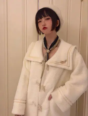 여성용 화이트 더플 코트