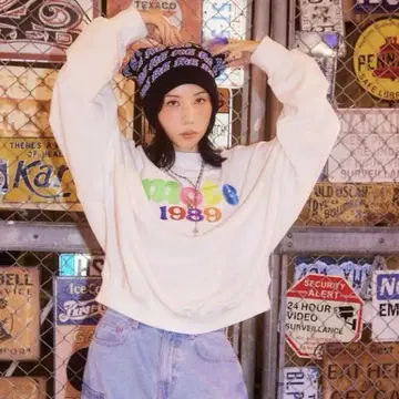 RE. 아르이도트 나카 리이사 mote 맨투맨