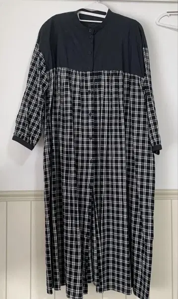 늑대와 올빼미 체크 원피스