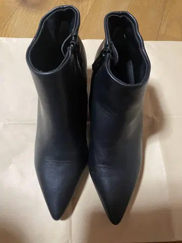 RANDA 부티 블랙 S 새상품급