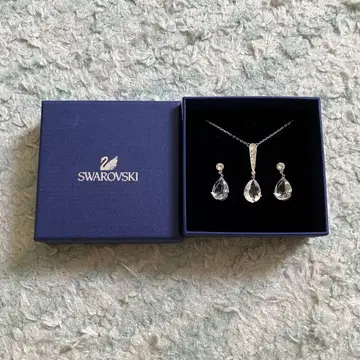 Swarovski 크리스탈 목걸이 귀걸이 세트