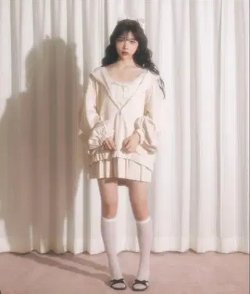 bubbles 루즈 후드티 플리츠 셋업