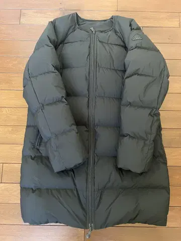 피레넥스 다운 코트 사이즈 36 블랙