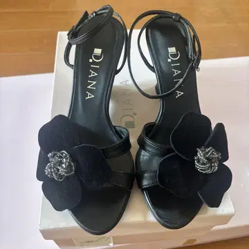 DIANA 다이애나 샌들 21.5cm