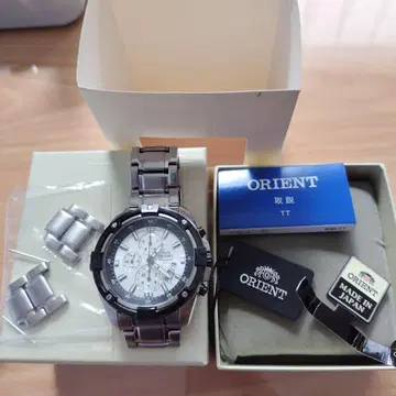 ORIENT 크로노그래프 손목시계
