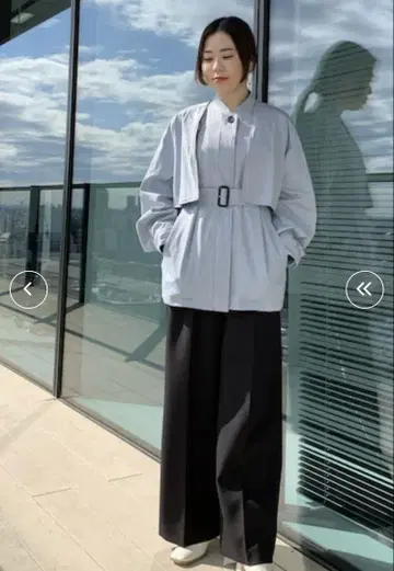 라이트 블루 벨트 포함 오버 사이즈 자켓