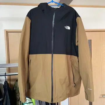 THE NORTH FACE 마운틴 파카 XXL 블랙/베이지 us 모델