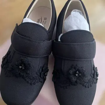 플라워 자수 블랙 신발 25~25.5cm 새상품