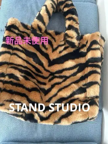 미사용 새상품 STAND STUDIO 퍼 토트백 애니멀