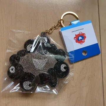[ 오사카 간사이 만박 ] 블랙 미야쿠미야쿠 반짝이 아크릴 키링