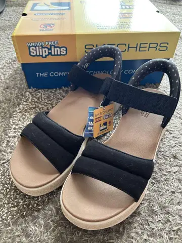 SKECHERS 슬립인즈 샌들 25cm 블랙