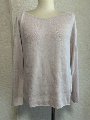 시빌라 사이즈 M 핑크 베이지 부드러운 니트 @6761