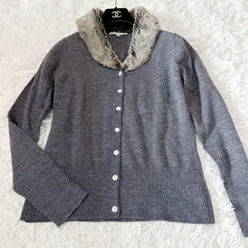 LAURA ASHLEY 로라 애슐리 퍼 달린 가디건 울