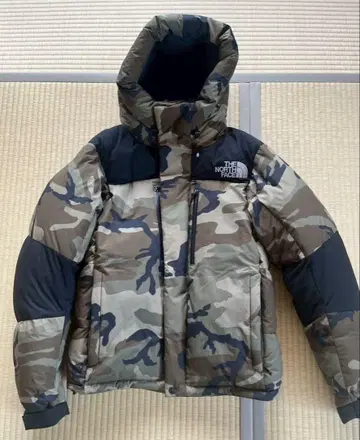 THE NORTH FACE 바르톨로 카모플라쥬 다운 자켓 L