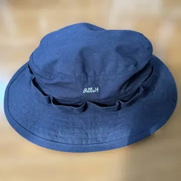 AH.H x COMESNANDGOES 코듀라 부니 햇