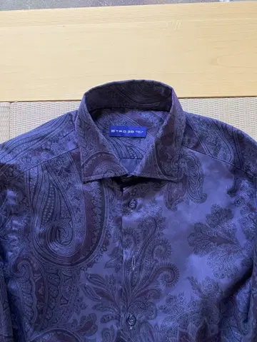 미사용에 가까운 고급 ETRO 셔츠