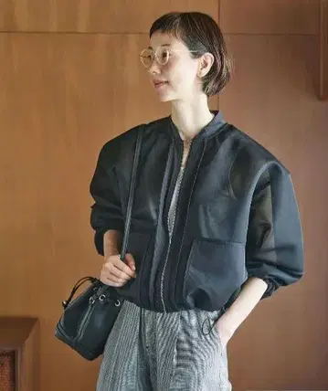 시마무라 이가리 시노부 풀오버
