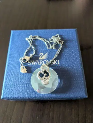 Swarovski 스와로스키 크리스탈 목걸이 새상품급
