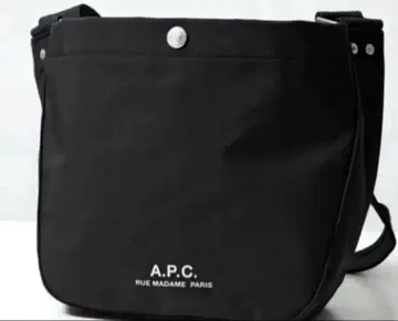 A.P.C 숄더백