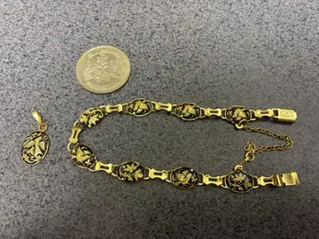 다마스키나드 팔찌, 펜던트 세트