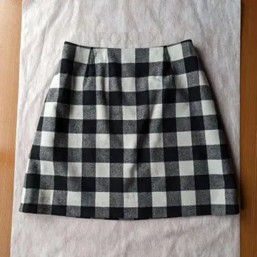 새상품급 완판 FOXEY 울 체크 스커트 40 폭시