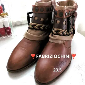 FABRIZIOCHINI 파브리치오치니 숏부츠 23.5
