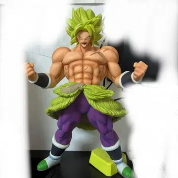 드래곤볼 브로리 피규어