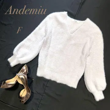 새상품급 Andemiu / V넥 모헤어 터치 니트 스웨터 F