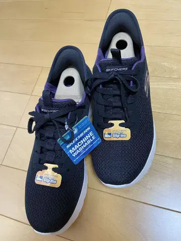 [ 새상품 미사용 ] SKECHERS Slip-Ins 블랙 25.5cm