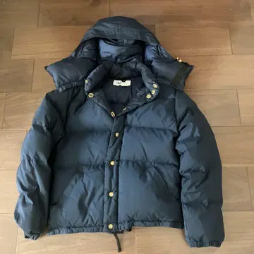 Crescent Down Works 다운 자켓 XS