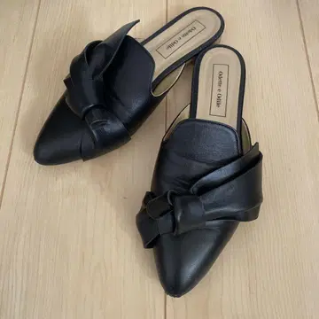 블랙 가죽 리본 뮬 오데뜨 앤 오딜