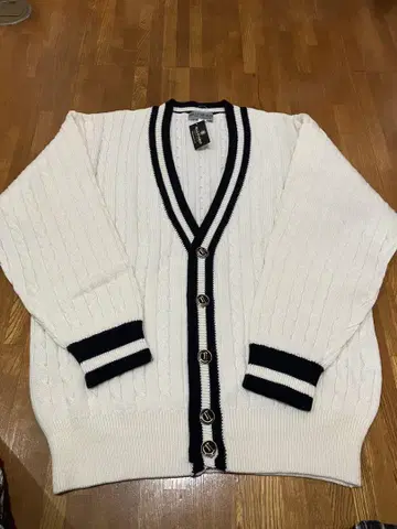 HELLO STUDENT 케이블 니트 가디건 미사용 L 사이즈