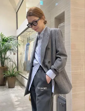 Whim Gazette 헤링본 패턴 BOXEY 자켓