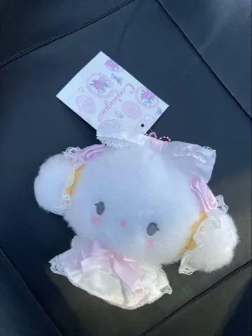 산리오 화이트 프릴 코기뮨 마스코트