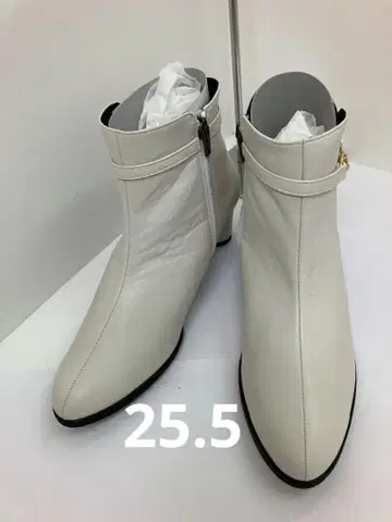 (K09098) SAINT CLAIR 숏부츠 천연 가죽 아이보리